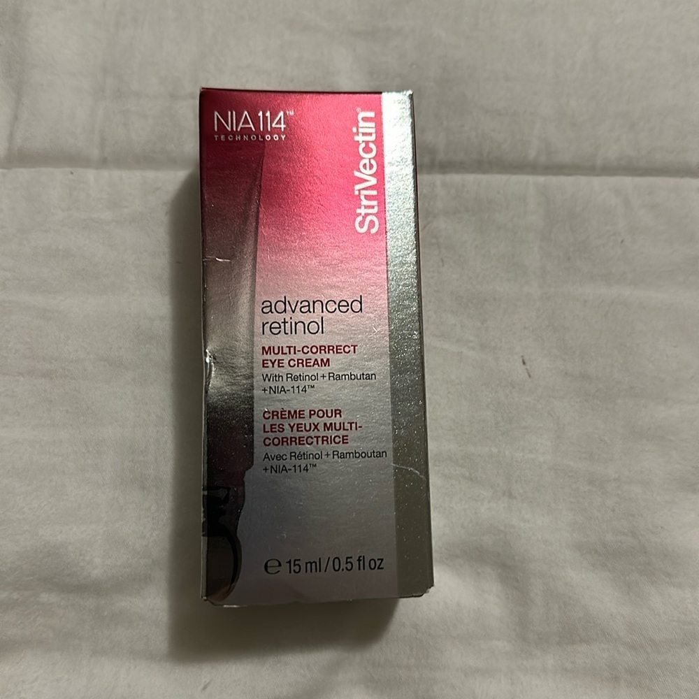 Advanced Retinol Multi-Correct
Eye Cream - Picture 2 of 7